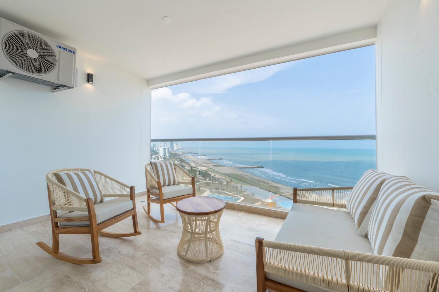 Seaside Serenity And Style *